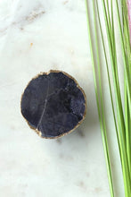 Load image into Gallery viewer, Stone Phone Stand