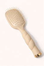 Load image into Gallery viewer, Detangler Hair Brush
