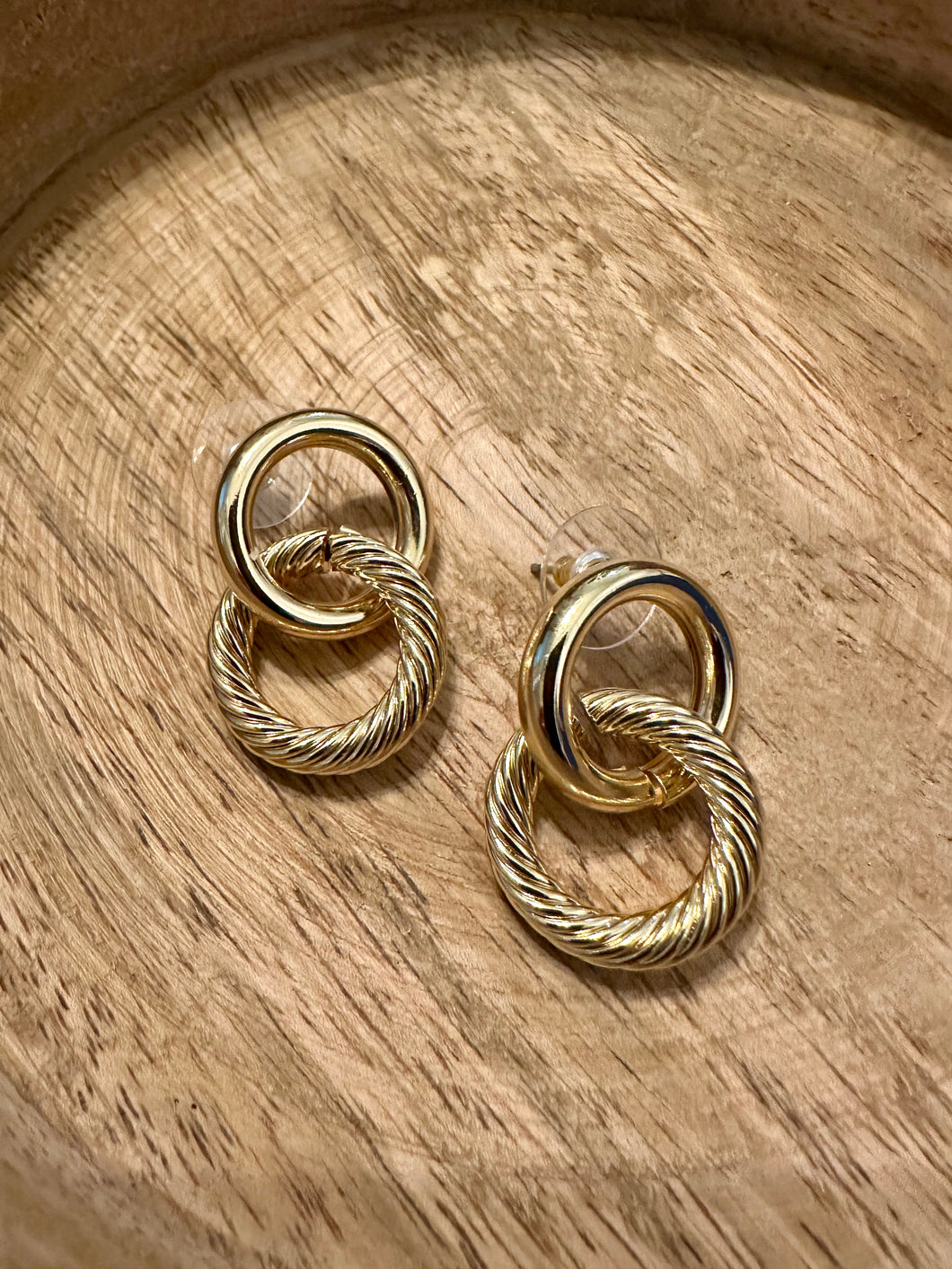 Gold Round Chain Earrings