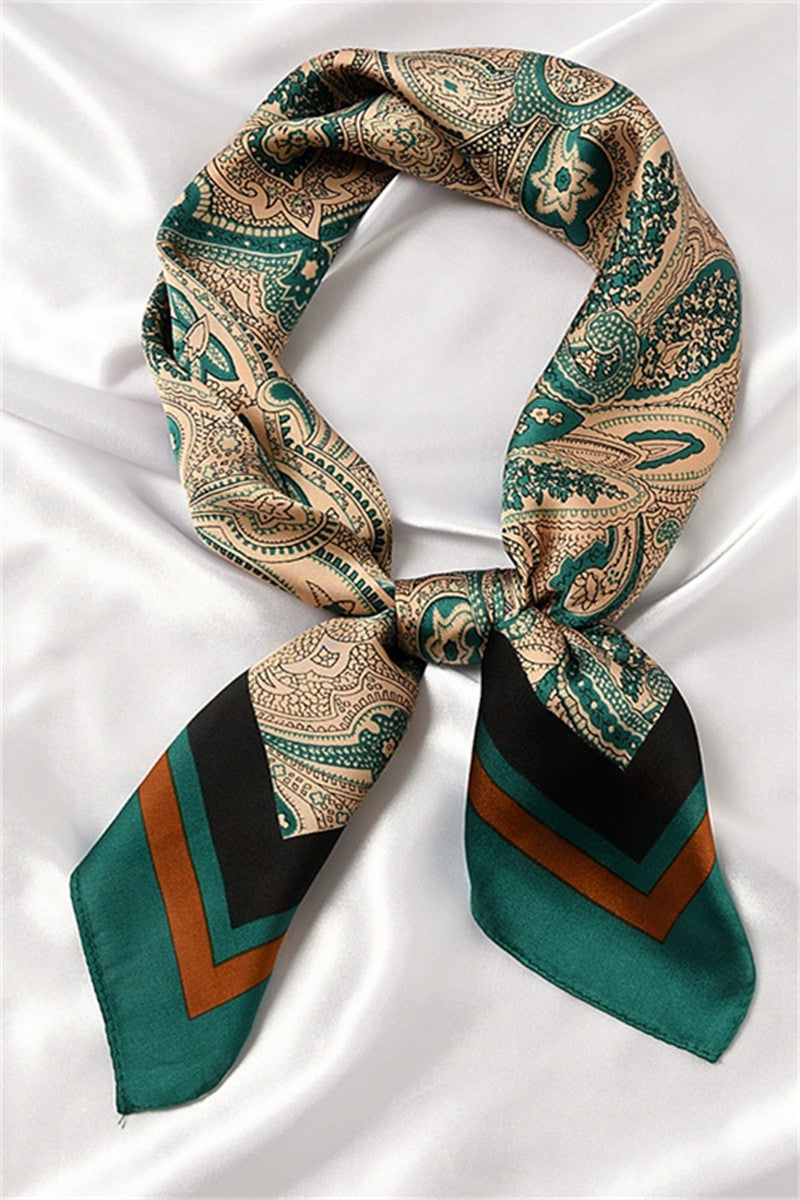 Green and Cream Scarf