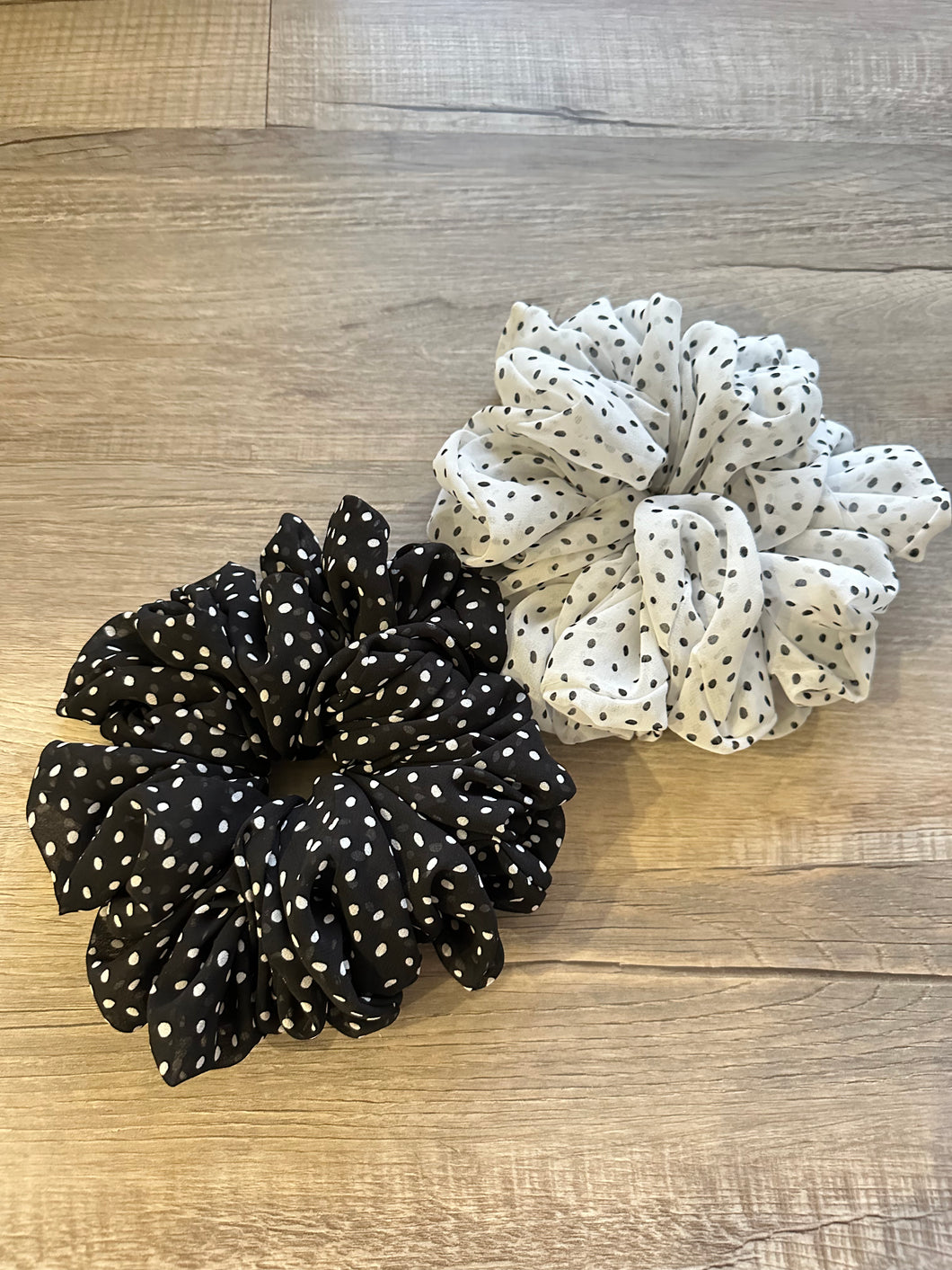 Jumbo Polka Dot Scrunchie