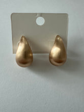 Load image into Gallery viewer, Gold TearDrop Earrings
